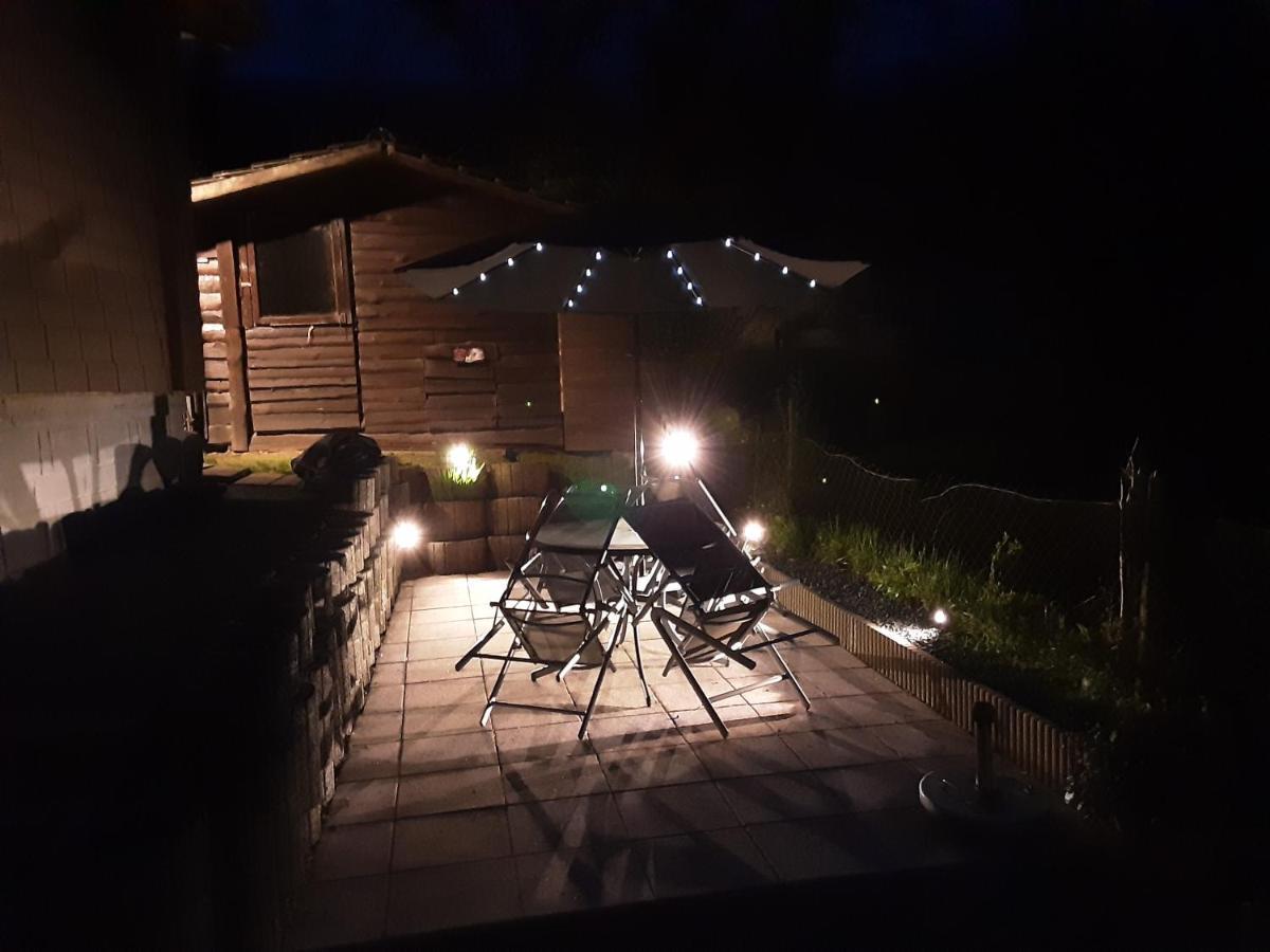 Zum Goldenen Tal Appartement Grafendhron Buitenkant foto